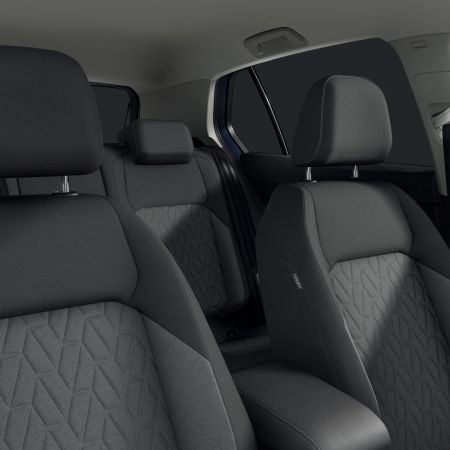 Volkswagen Golf Limited 1.5 eTSI DS7, 115 k/ 85 KW