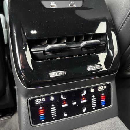 Audi A6 Avant NOVÝ TDI quattro 150kW STR 5-dverový