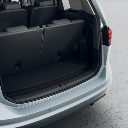 Volkswagen Touran Limited 1.5 TSI ACT DS7, 150 k/ 110 KW