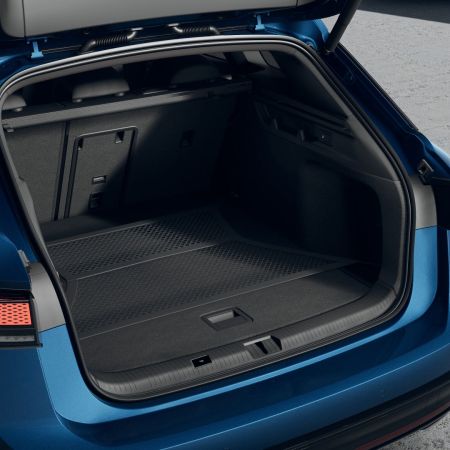 Volkswagen ID.7 Tourer Pro S Limited, 286 k/ 210 KW