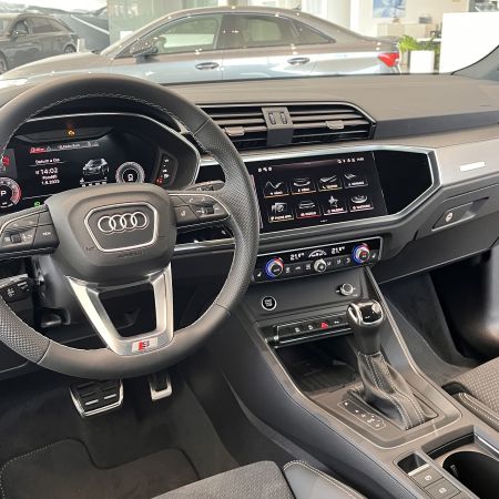 Audi Q3 Sport edition 40 TFSI quattro STR, 2025