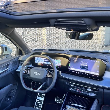 Audi Q3 SUV TFSI quattro 150kW / 2026 Dostupné na jazdu DECEMBER