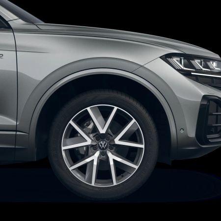 Volkswagen Touareg R-Line Final Edition 3.0 V6 TDI A8, 231 k/ 170 kW