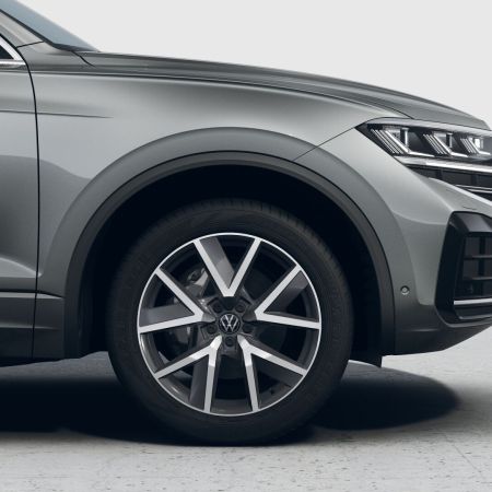 Volkswagen Touareg Limited Premium 3.0 V6 TDI A8, 231 k/ 170 kW