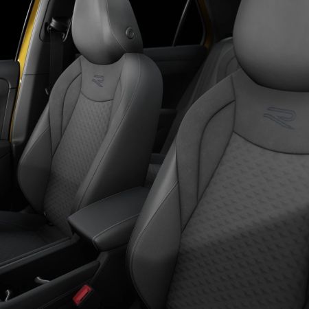 Volkswagen T-Roc R-Line 1.5 eTSI DS7, 150 k/ 110 KW