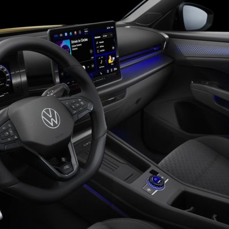 Volkswagen T-Roc R-Line 1.5 eTSI DS7, 150 k/ 110 KW