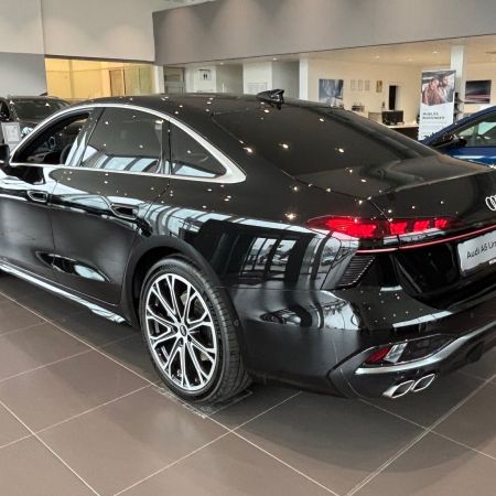 Audi A6 Limuzína TDI quattro 220kW / 299 k, STR, 2026