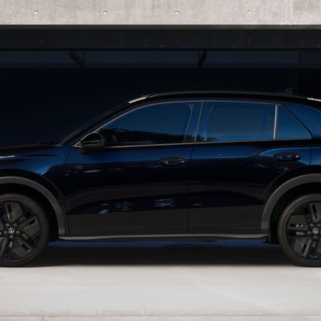 Volkswagen T-Roc R-Line 1.5 eTSI DS7, 150 k/ 110 KW