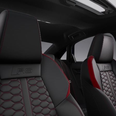 Audi RS3 limuzína 2.5 TFSI 294kw
