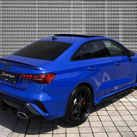 Audi RS3 limuzína 2.5 TFSI 294kw