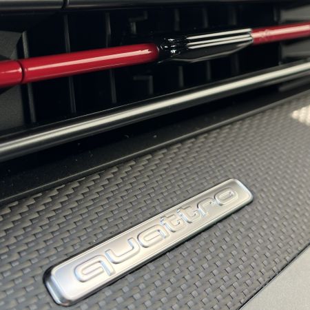 Audi RS3 limuzína 2.5 TFSI 294kw