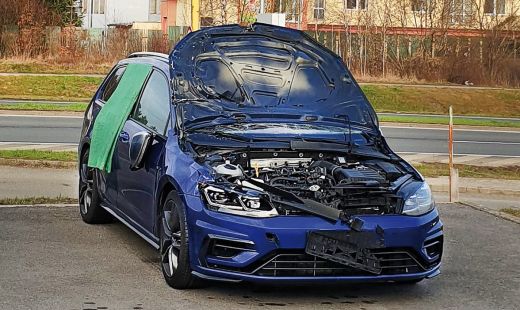 Výborná práca servisu na VW Golfe po nehode
