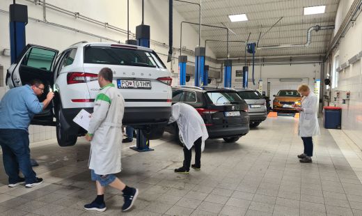 Kontrolóri ŠKODA AUTO si posvietili na KODIAQ