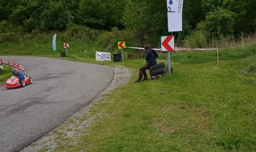 Minišoféri na motokárach pretekali dole údolím Lipovce