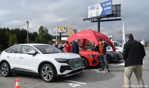 Zákazníci si vyskúšali jazdu na prémiových Audi e-tron vozidlách