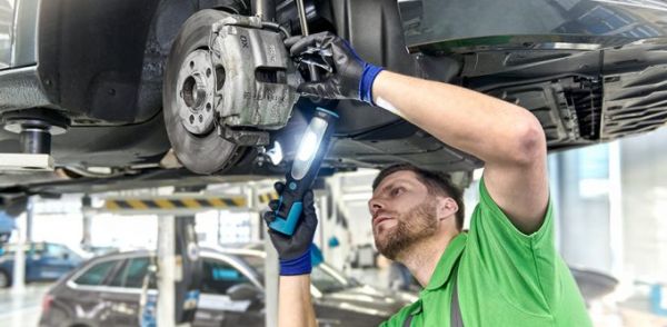 Podľa nového zákona niektoré opravy len v autorizovanom servise Podľa nového zákona niektoré opravy len v autorizovanom servise