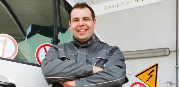 Naša posádka - Jaroslav Leško - Vysokonapäťový expert ŠKODA Naša posádka - Jaroslav Leško - Vysokonapäťový expert ŠKODA
