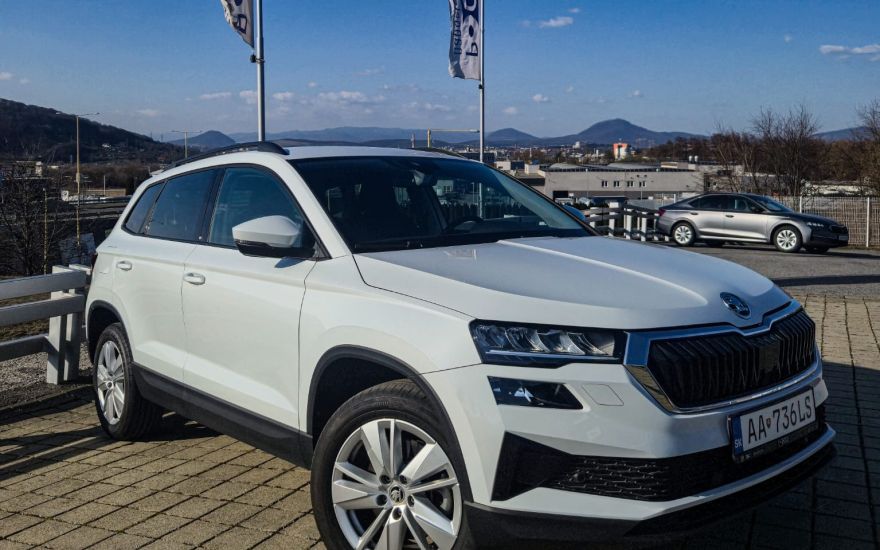 Karoq Selection 1,5 TSI 110 kW 7-stup. automat.